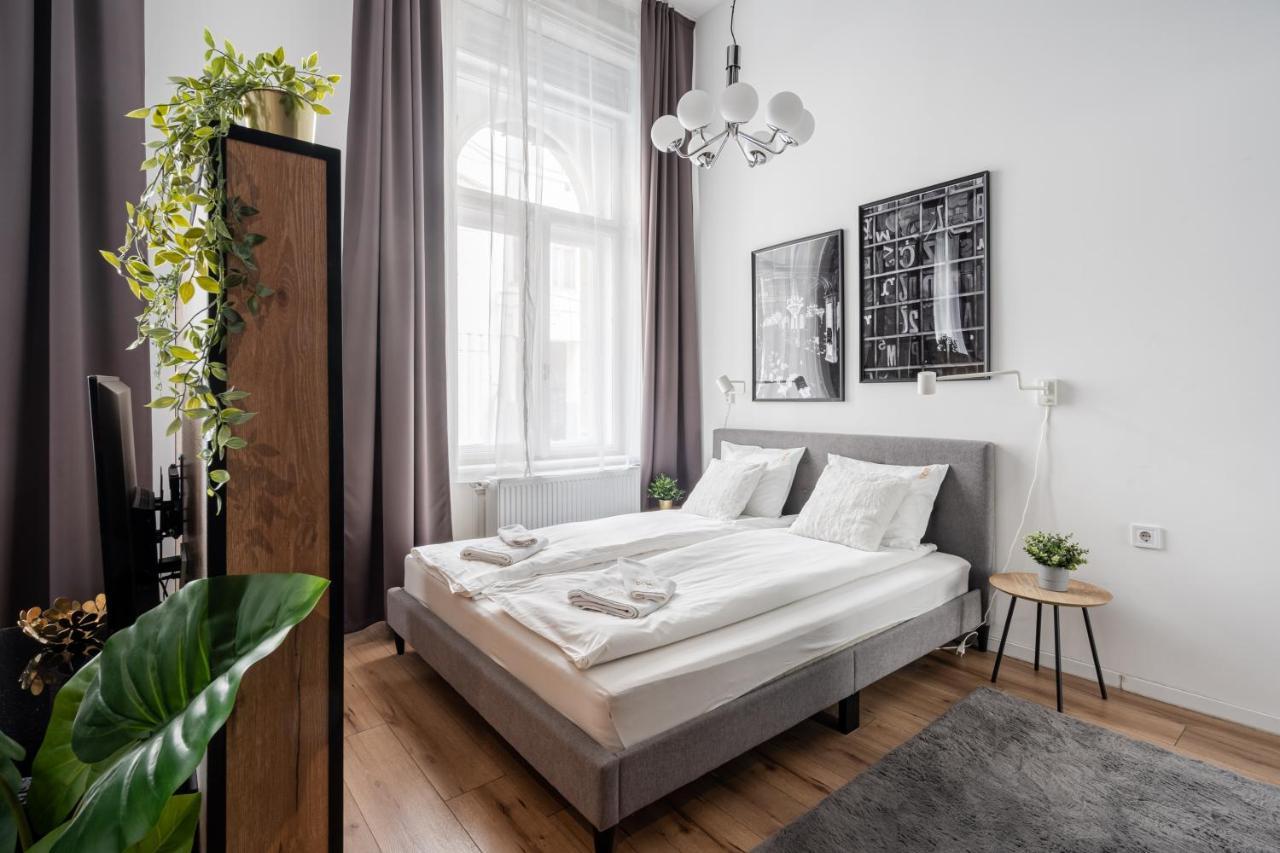E32 - Oktogon Panorama Suite - Best Location - By Bqa Budapeşte Dış mekan fotoğraf